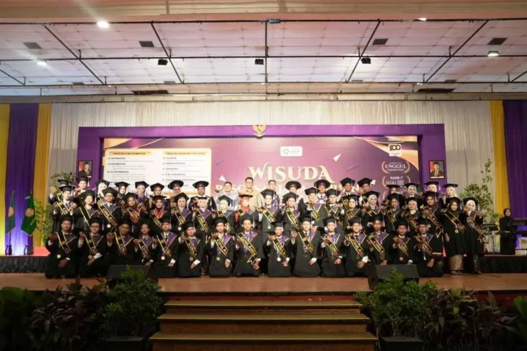 56-Penerima-Beasiswa-Sleman-Pintar-Resmi-Diwisuda