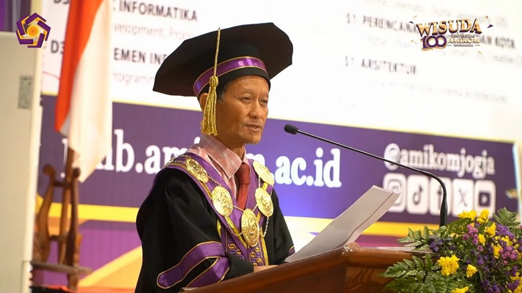 Rektor AMIKOM Dorong Lulusan Bangun Portofolio Nyata