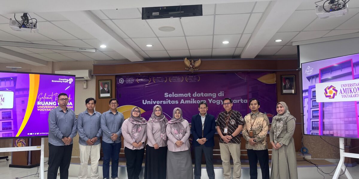 UNSIQ Wonosobo Pelajari Pengelolaan Alumni dan Kehumasan di Amikom